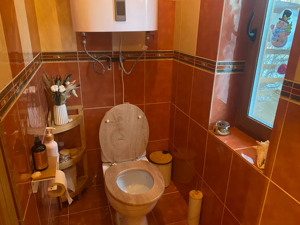 Коттедж Домик с теплым бaссейном и баней — Малые Горки