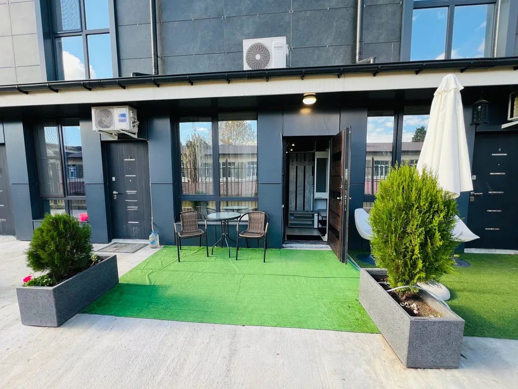 1-комнатная квартира с бассейном