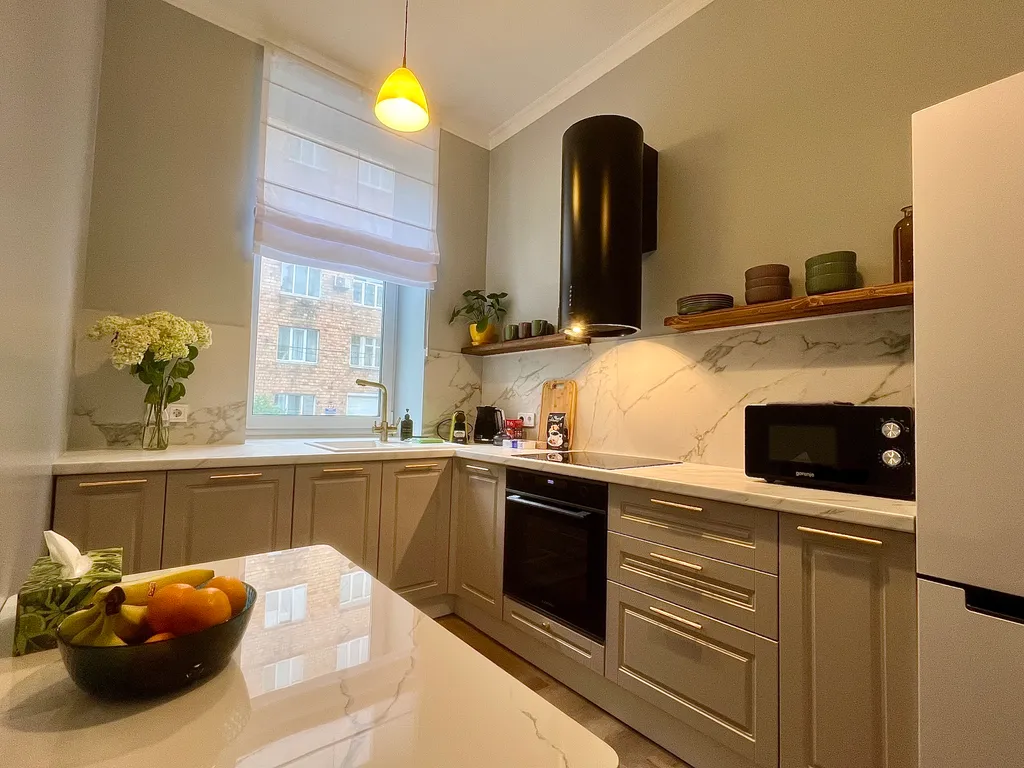 Просторная 3-комнатная квартира по соседству с ГУМом