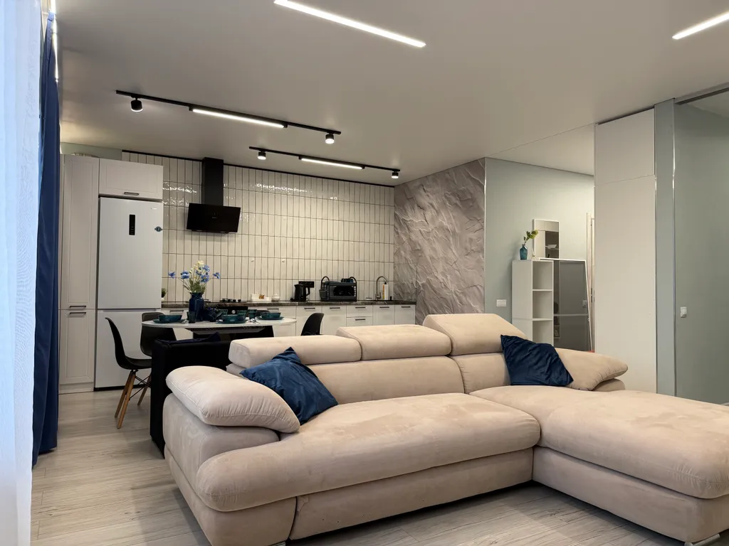 Уютная квартира с видом на лес — аренда посуточно в Павловск