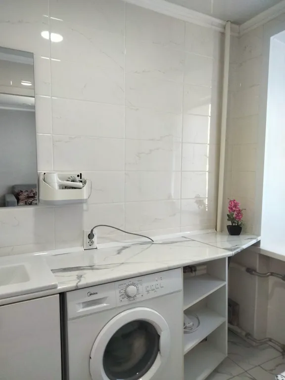 Уютная квартира на Набережной Иртыша