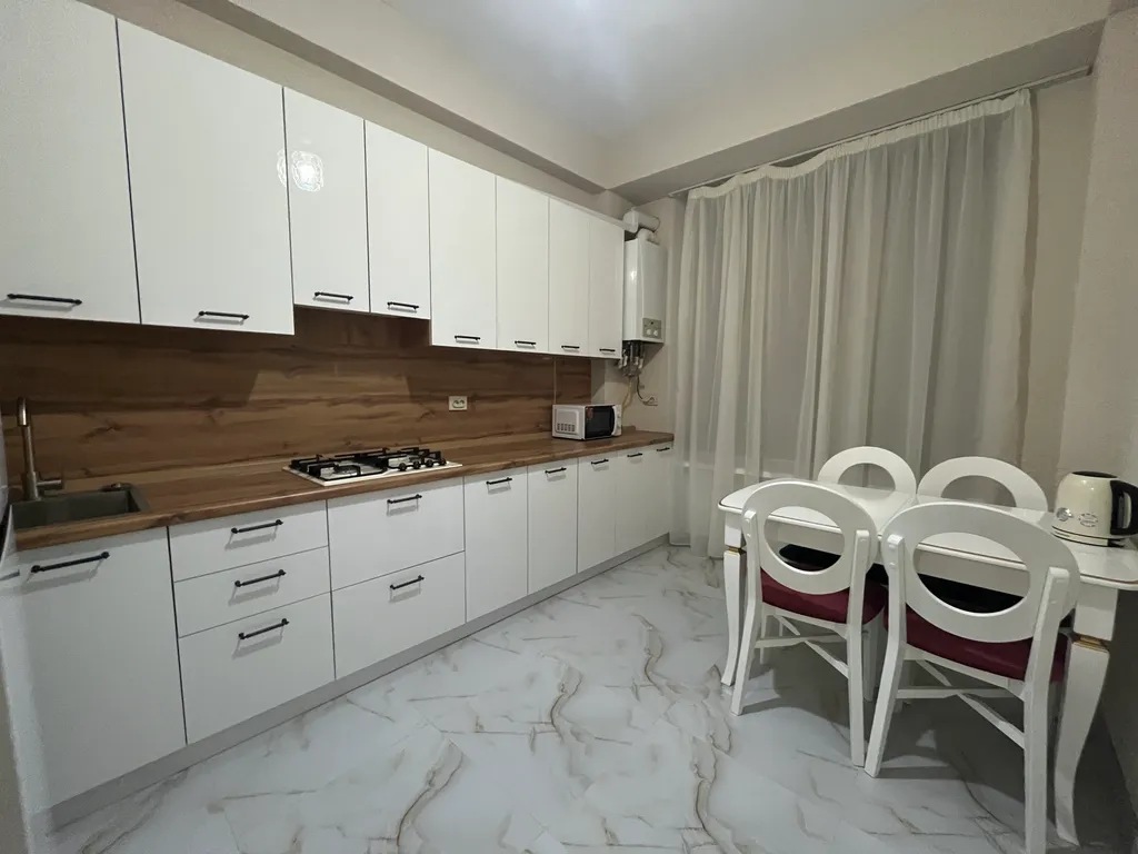 Апартаменты рядом с морем