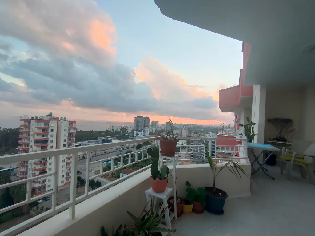 Квартира с видом на море и горы из всех окон