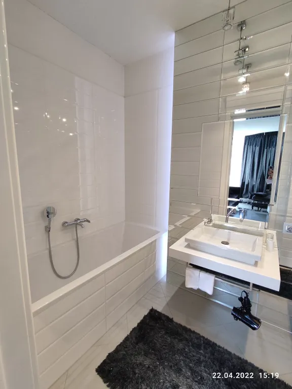 Апартаменты люкс в 100 м от Королевских ворот