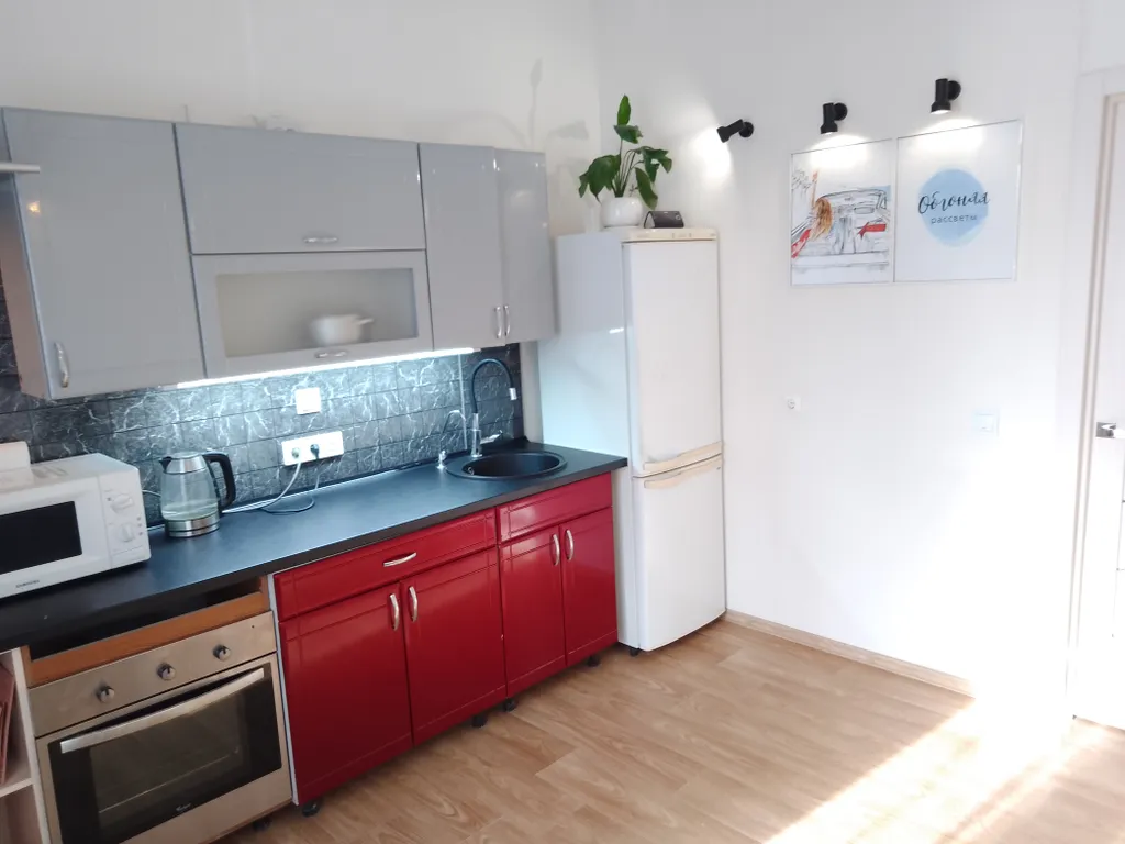 Двушка с высокими потолками в новостройке после ремонта