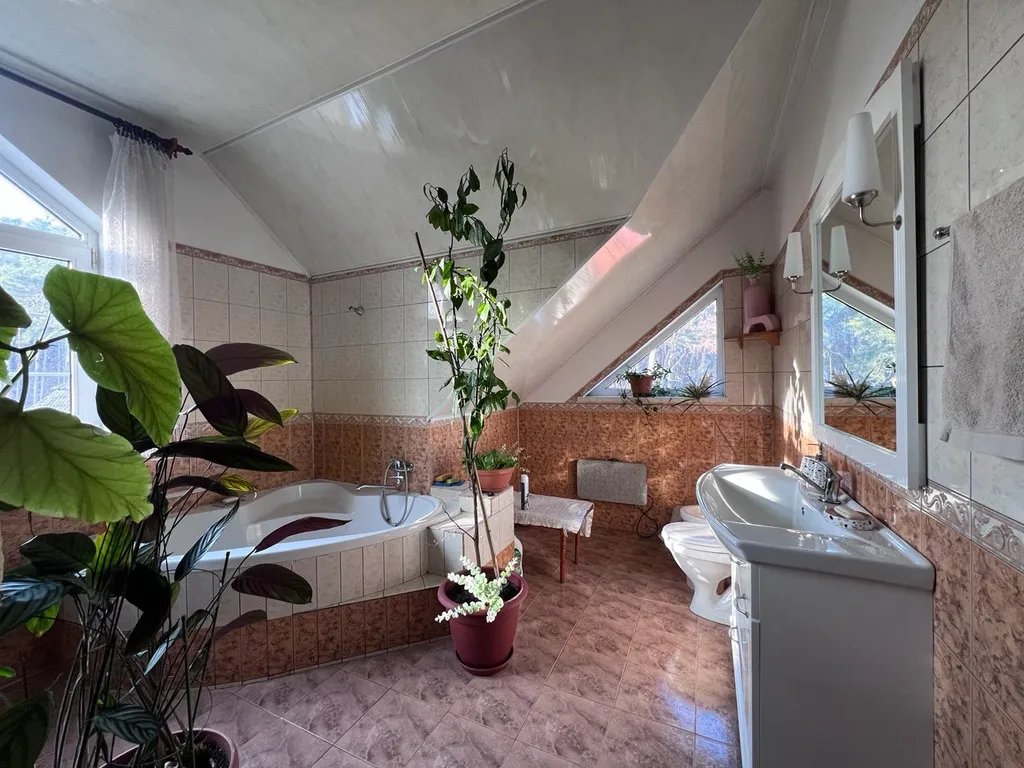 Дом у моря для большой компании