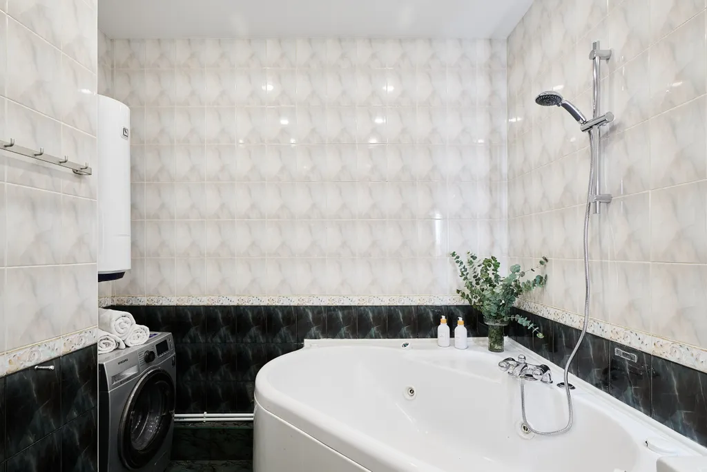 Двухуровневая с мансардой у Патриарших Прудов