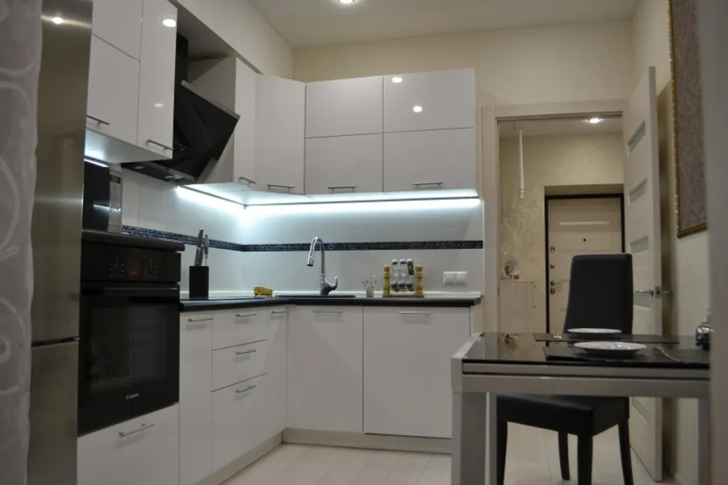 Двухкомнатные апартаменты Black & White