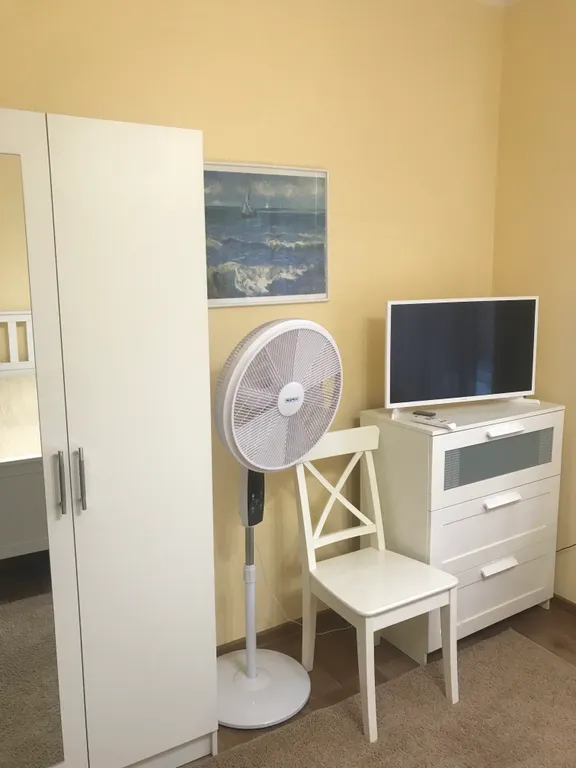 Коттедж Домик с цветущим садом — Кисловодск