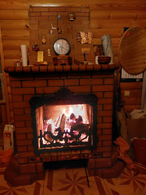 Уютный коттедж с камином и банькой