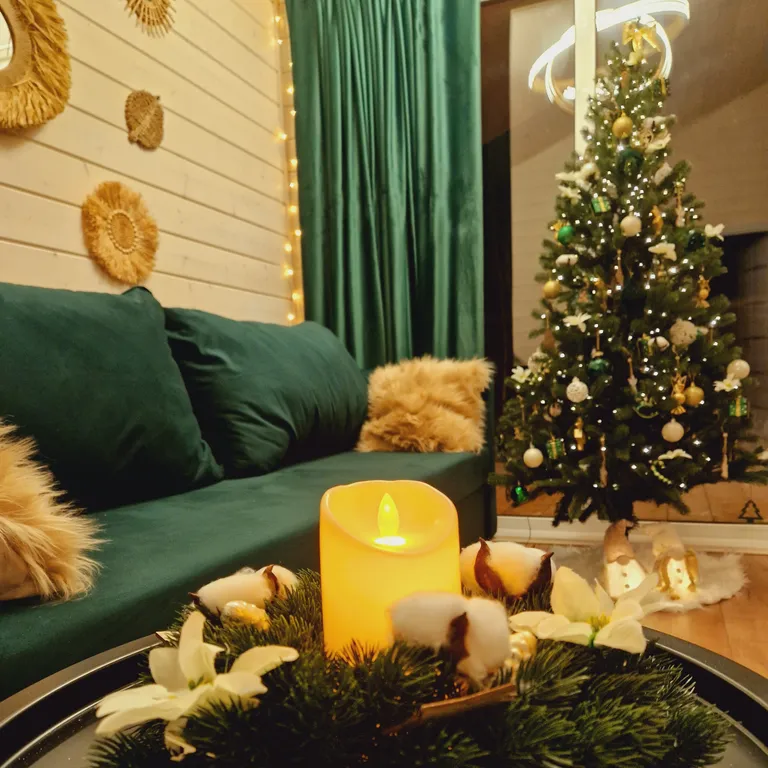 Коттедж Стильный Барн-Хаус с горячей купелью — Соловеново