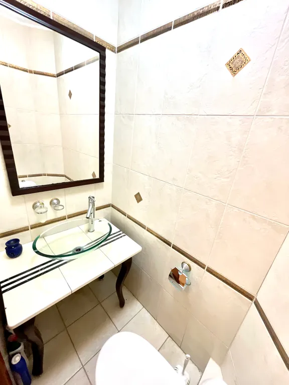 Большой коттедж - Lucky Home в центре с видом на  Золотой Рог