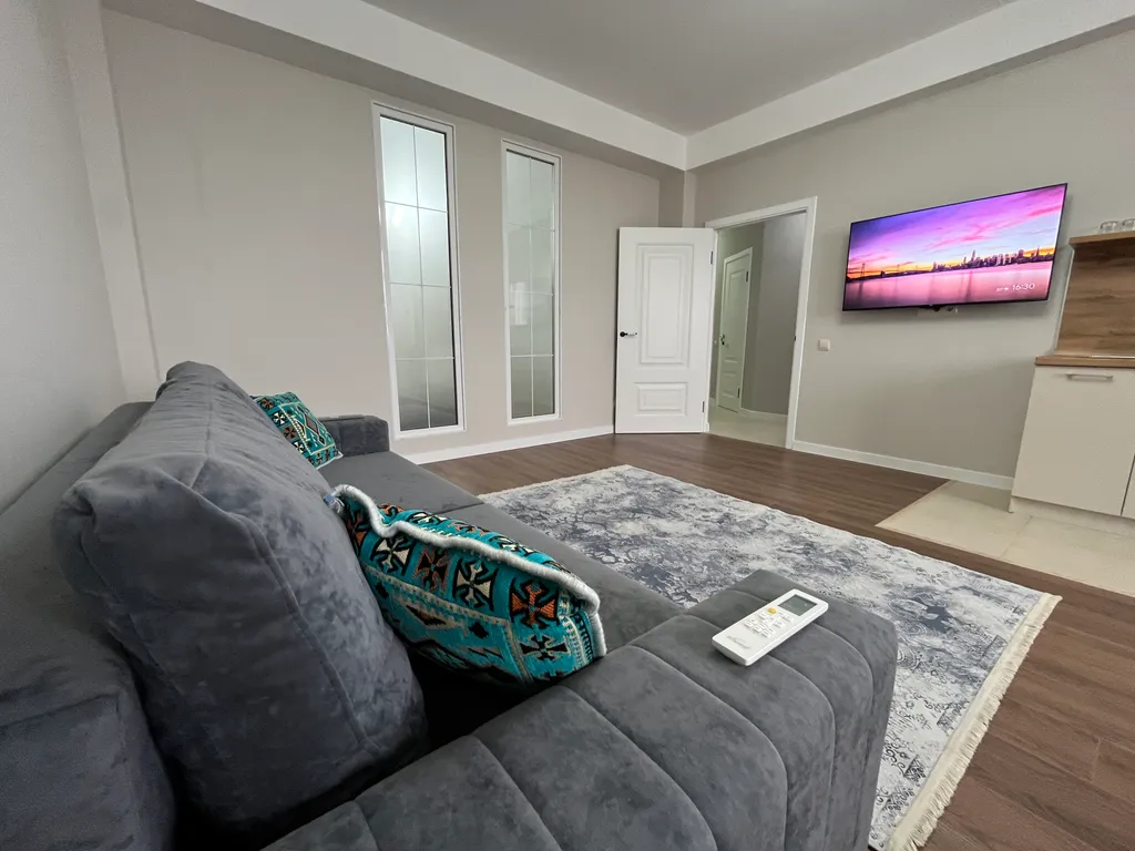 Новые трёхкомнатные апартаменты у моря