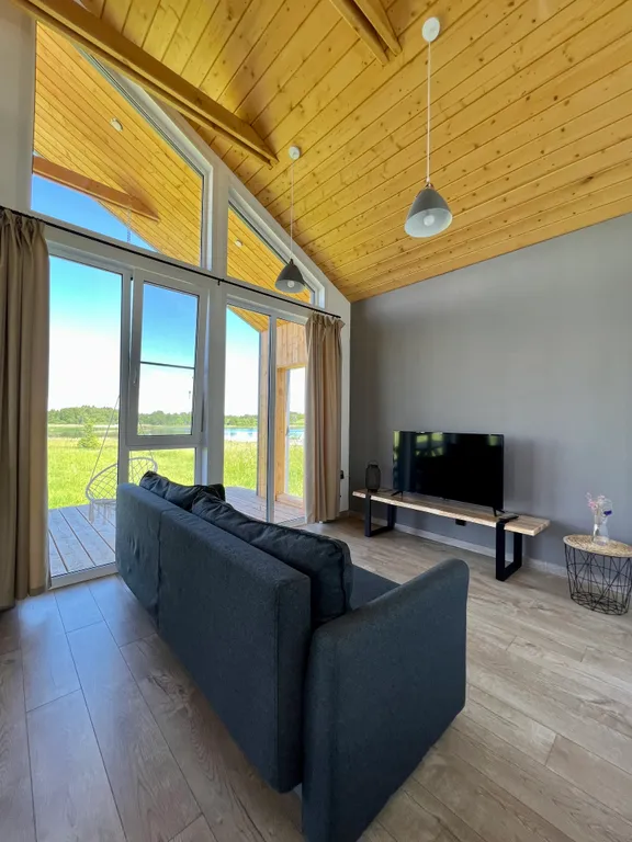 Барнхаус у озера