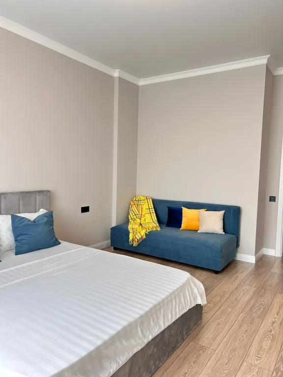 Полноценная двухкомнатная квартира вблизи Хан шатыра