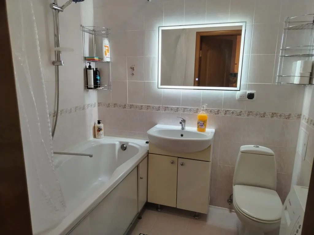 Самый Центр Города Двухкомнатная с Двумя Санузлами