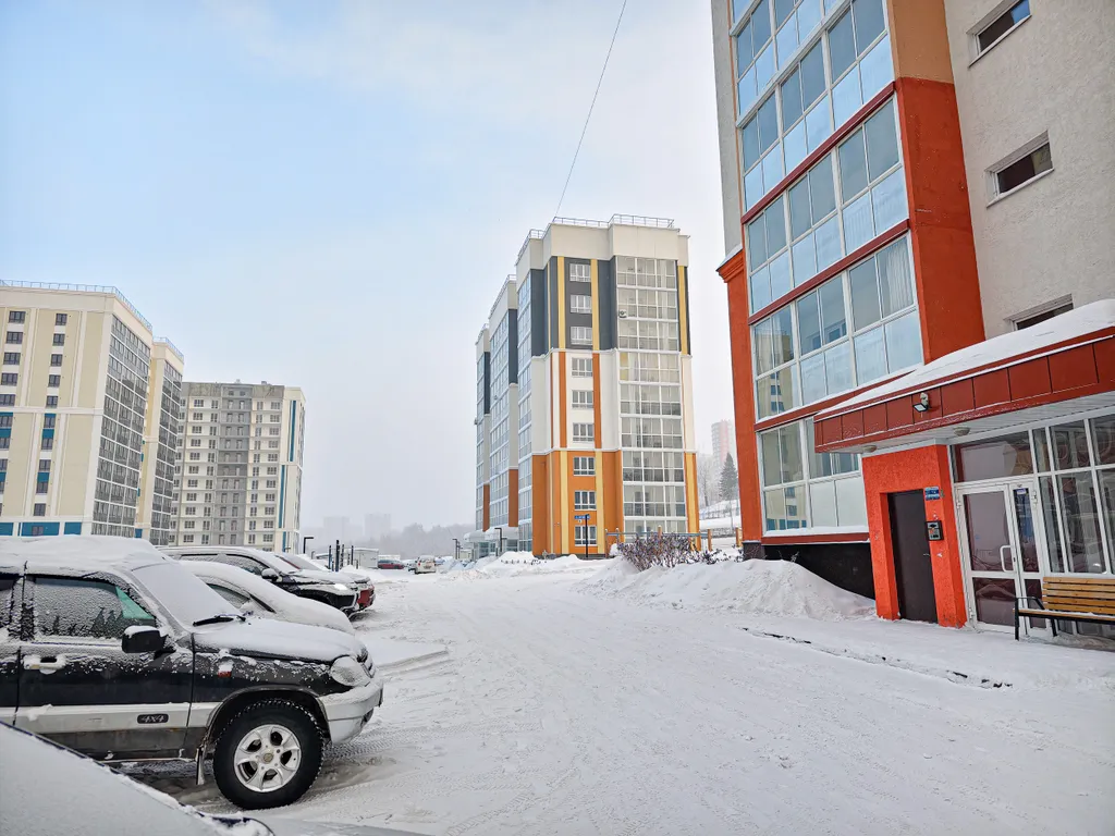 Однокомнатная квартира около ЛДК