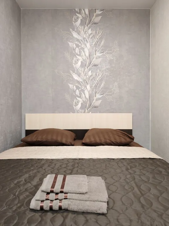 Видовая 1-комнатная квартира с дизайнерским ремонтом