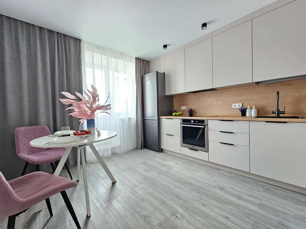 Апартамент на Возрождения