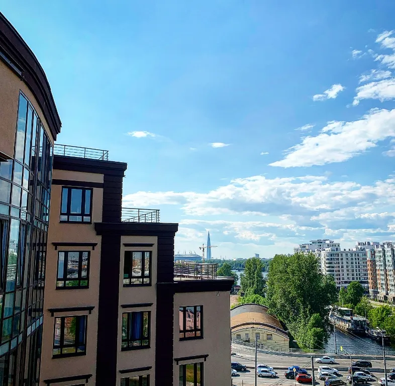 Элитная видовая люкс квартира с террасой дизайна R Cavalli