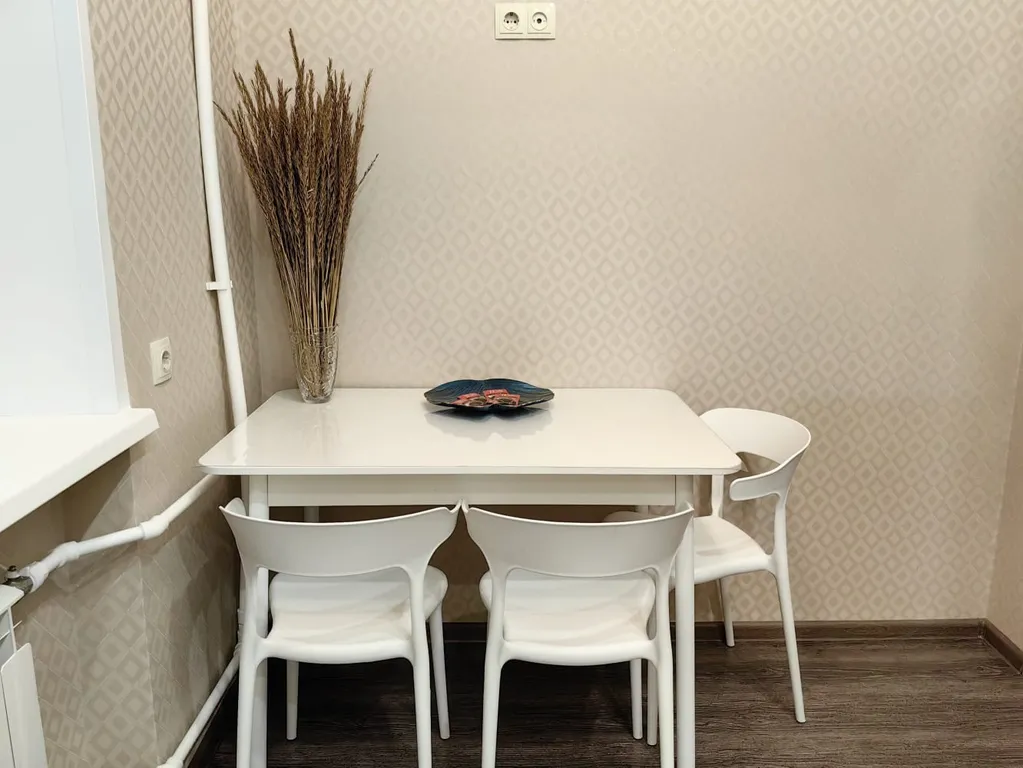 1 к квартира в зеленом районе: Звездочка и парк в двух шагах