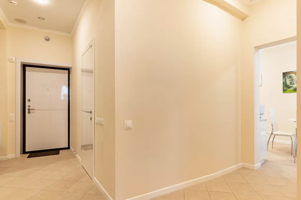 Шикарный апартамент всего в 5 минутах от моря в центре