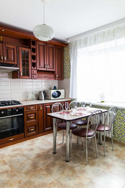 2- комнатная квартира в центре