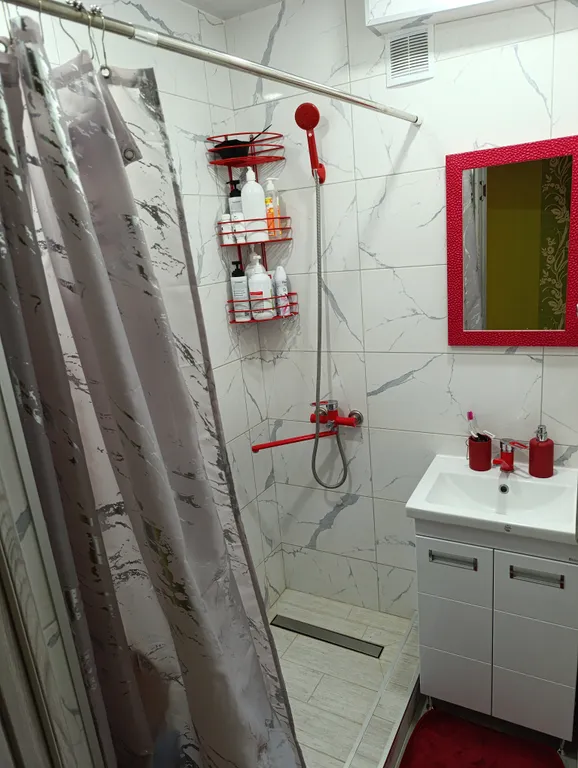 Квартира 2-комнатная квартира в удобном месте для жизни и отдыха — Евпатория