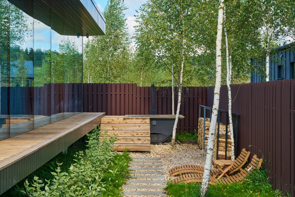 Коттедж Домик у реки в окружении сосен с камином, сауной и чаном — Семеновское