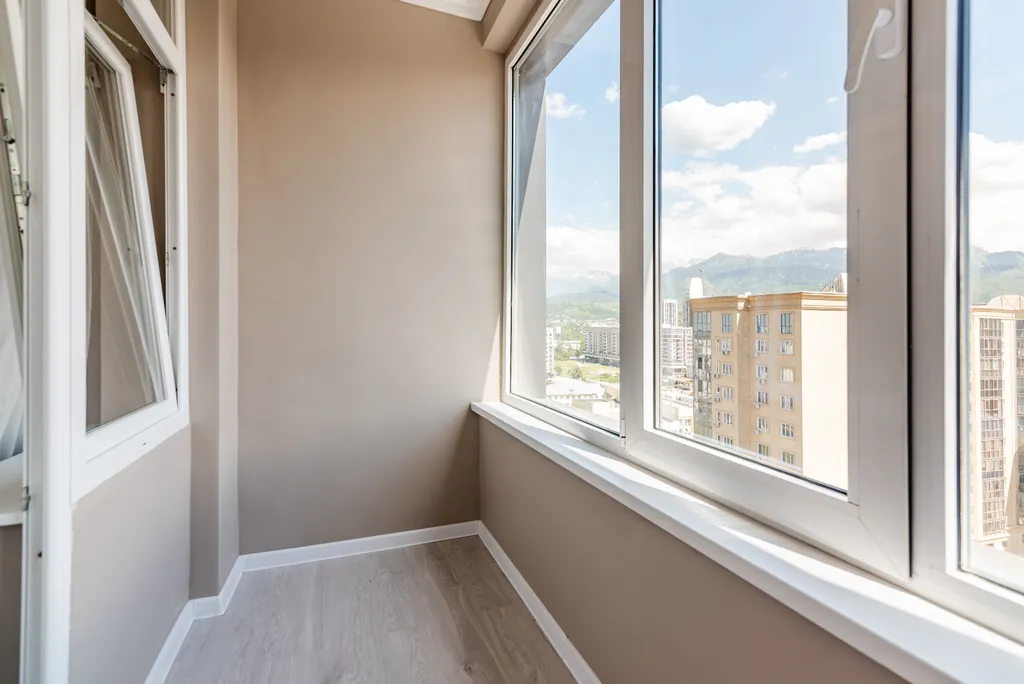 Квартира Шикарные апартаменты с лучшей локацией 100 метров от ТРЦ Mega — Алматы