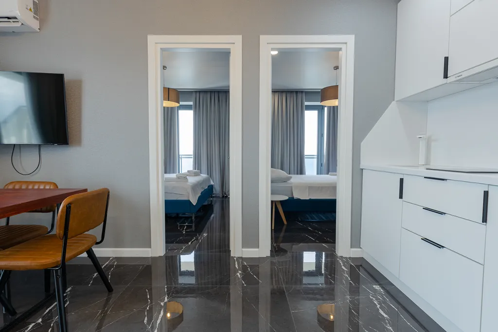 Двухкомнатные апартаменты с видом на море