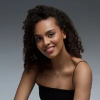 Эвелина Тумби