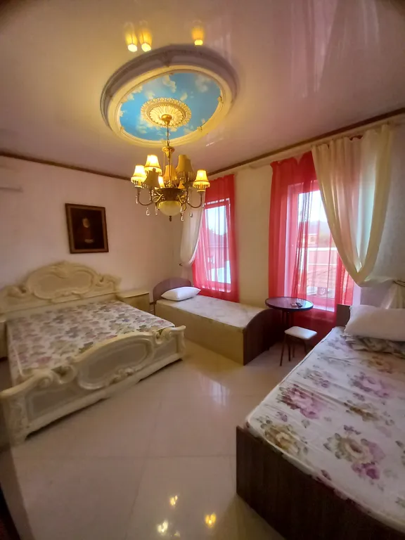 Квартира Уютная четырёхместная комната — аренда посуточно в Новомихайловский