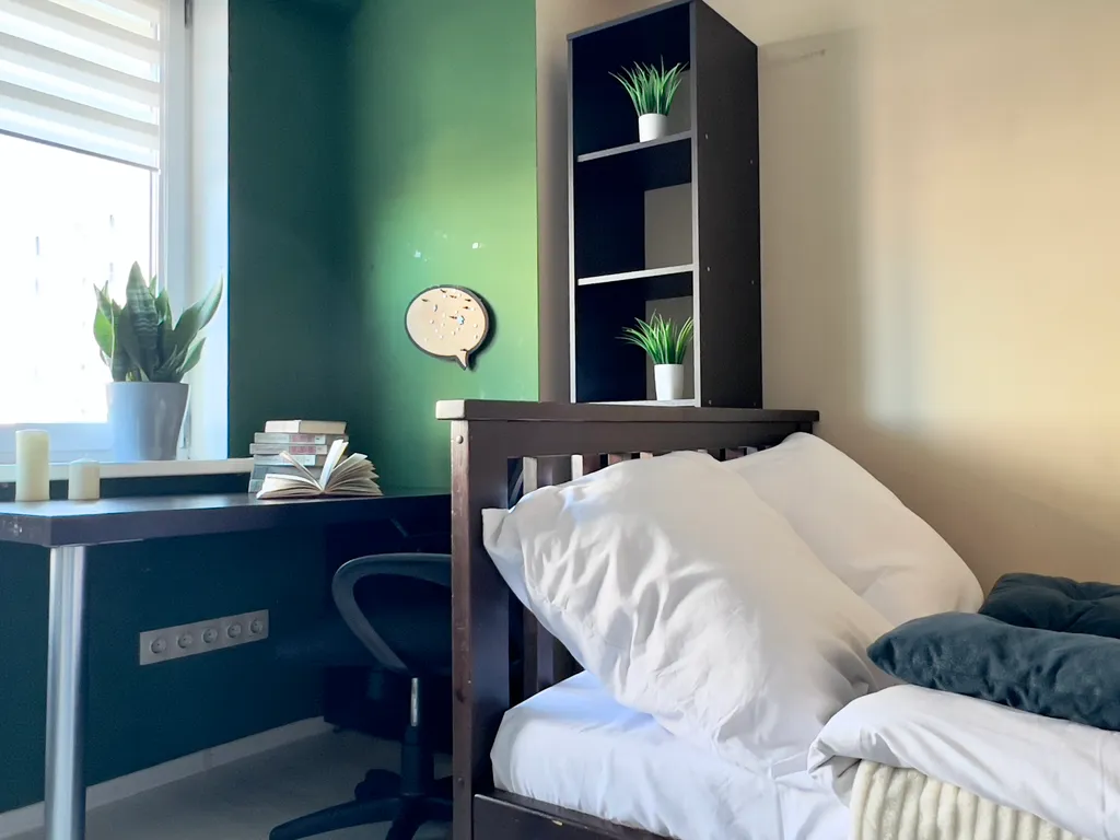 Стильная уютная евро-двушка недалеко от центра травматологии