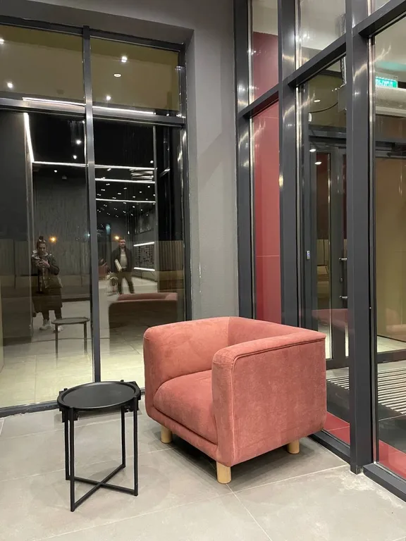 Апартаменты с видом на хвойный лес