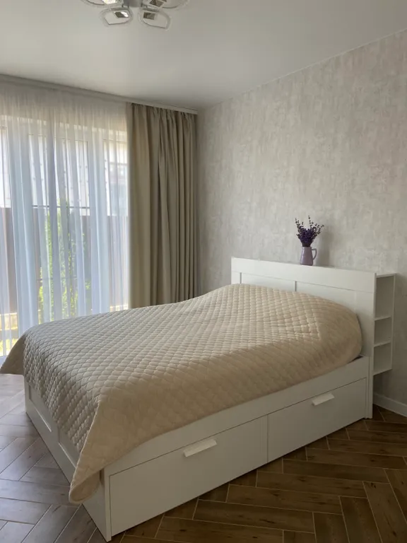 Уютный современный дом возле гор и моря