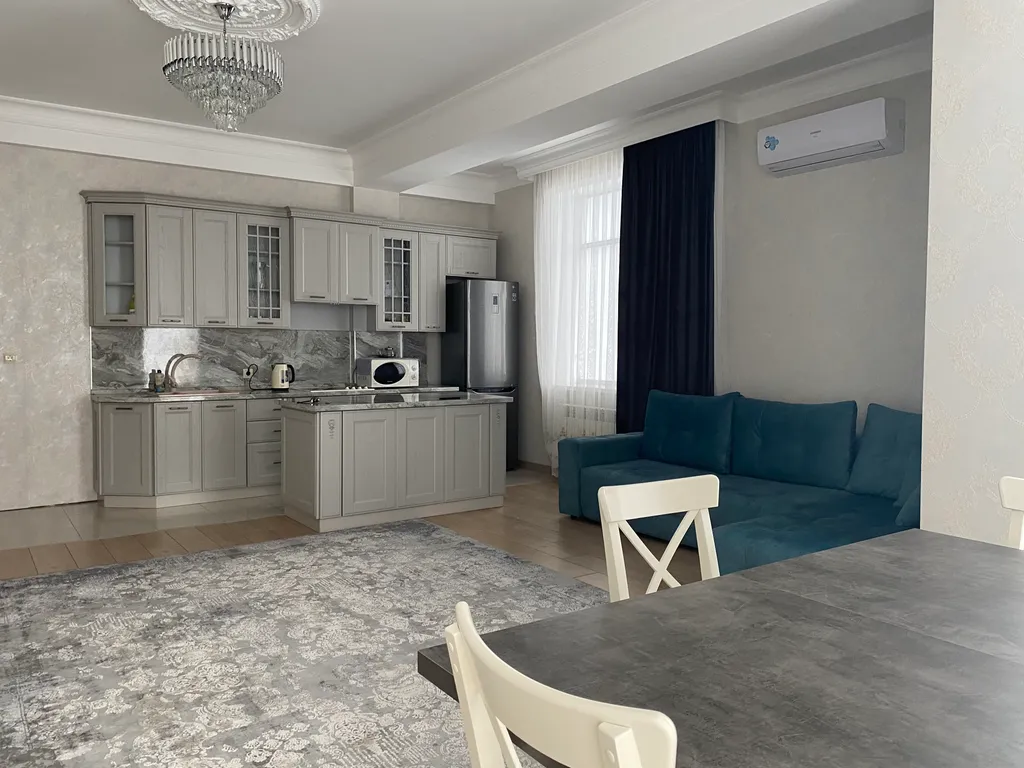 Квартира 2-комнатная Квартира — Махачкала