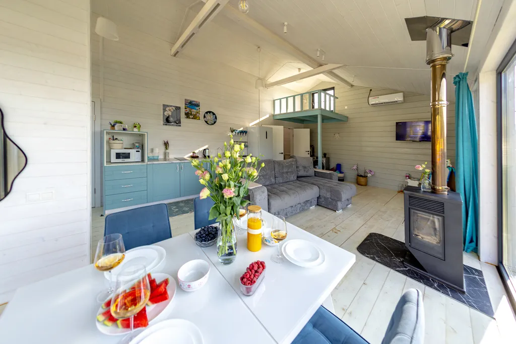 Коттедж Дом у горной реки в окружении гор — Горячий Ключ