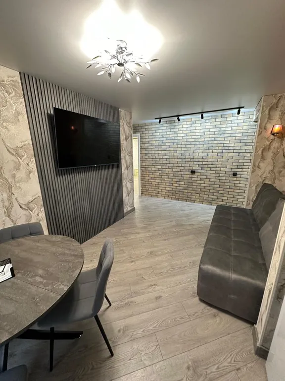 Квартира с дизайнерским ремонтом около ЖД Минеральные Воды