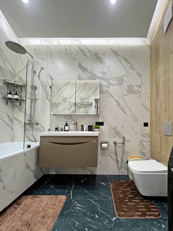 Стильные апартаменты с видом и дизайнерским ремонтом