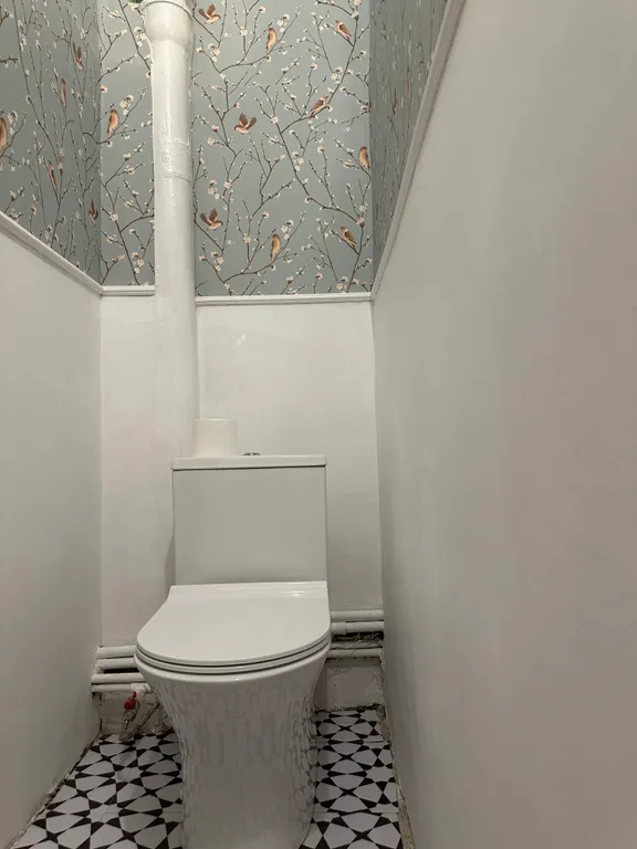 Квартира в сталинке в центре города с закрытой парковкой