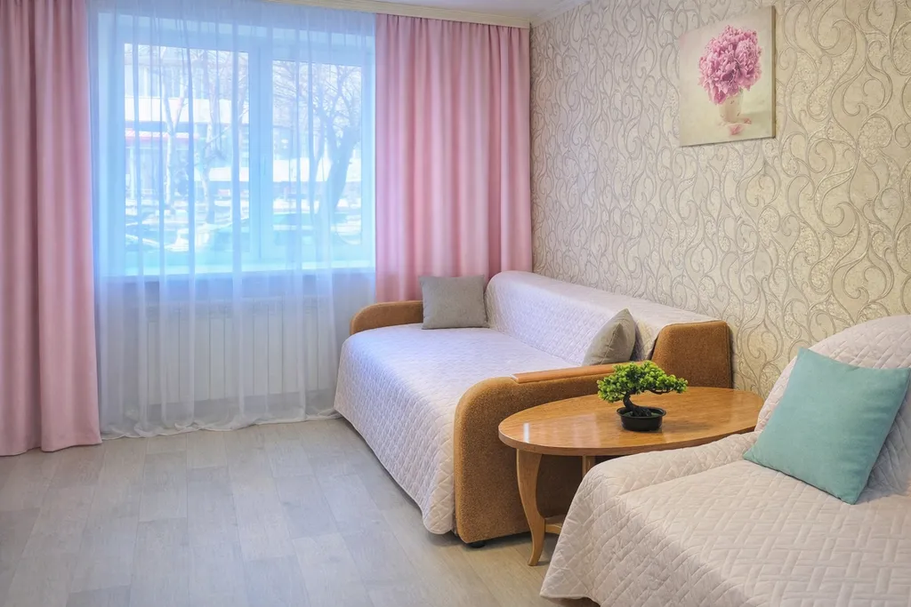 Удобная двухкомнатная квартира в центре