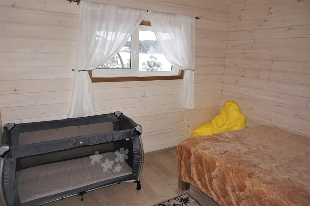 Коттедж Уютный большой дом для дружных компаний — Запорожское