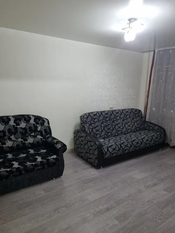 Уютная квартира в районе юго-запада — аренда посуточно в Киров