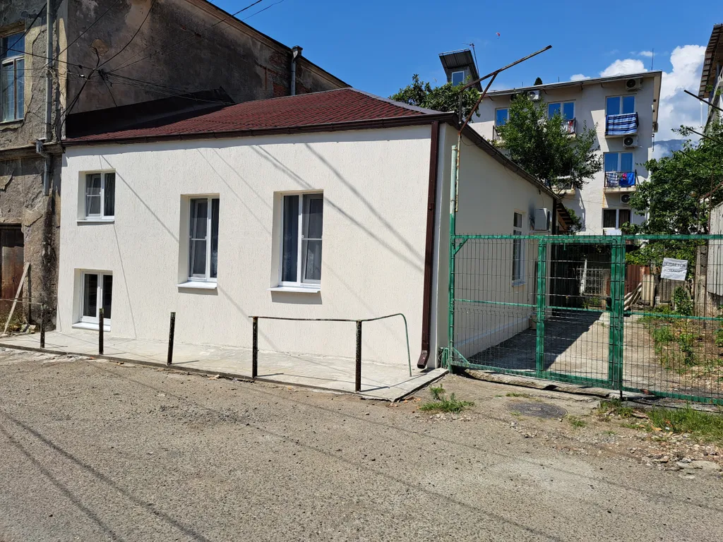 Коттедж Домик для лучшего отдыха в центре — аренда посуточно в Гагра