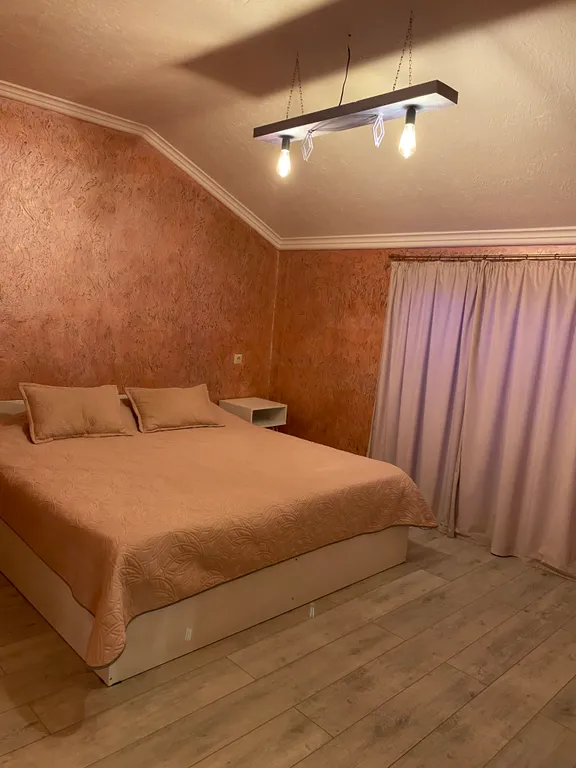 Шикарный и просторный двух этажный коттедж со вторым светом и баней