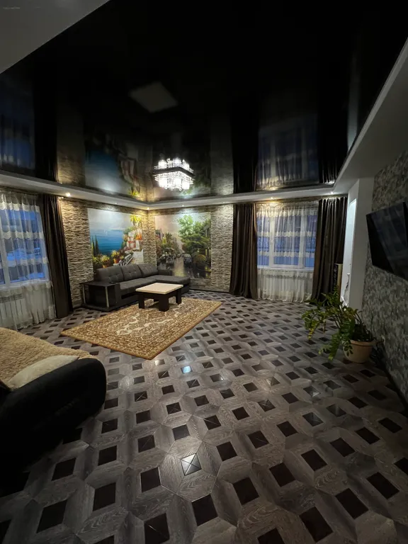 3-к. Большая квартира, 120кв, с видом на Каму — аренда посуточно в Чистополь