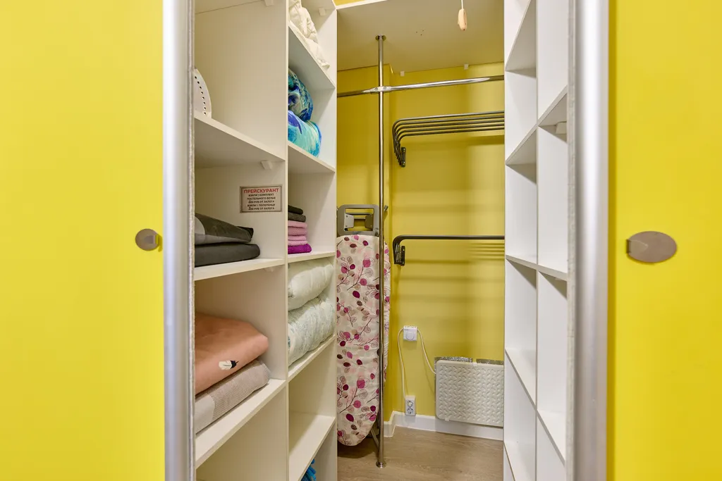 Евродвушка с балконом на 19 этаже вместительность на 6 человек