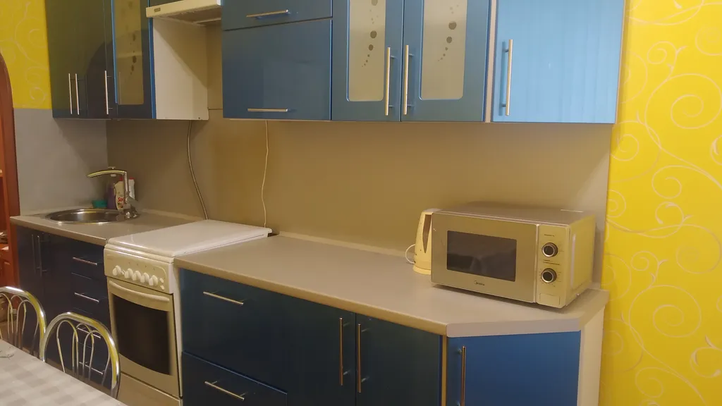 Большая однушечка со спальным местом на кухне рядом с центром