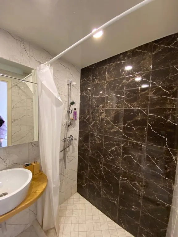 Предлагается уютная студия в центре старого города